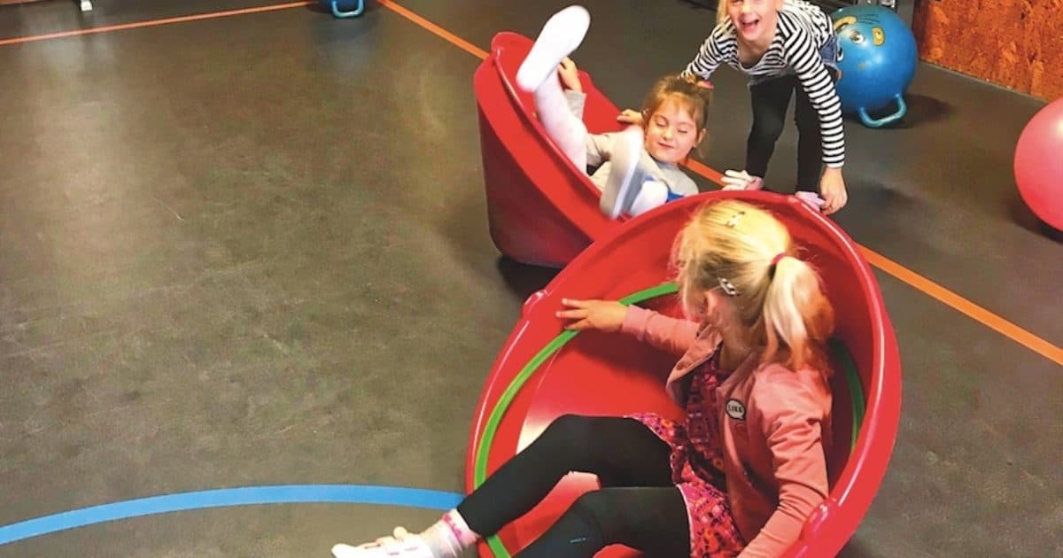 Movement leads to learning gains and fewer conflicts