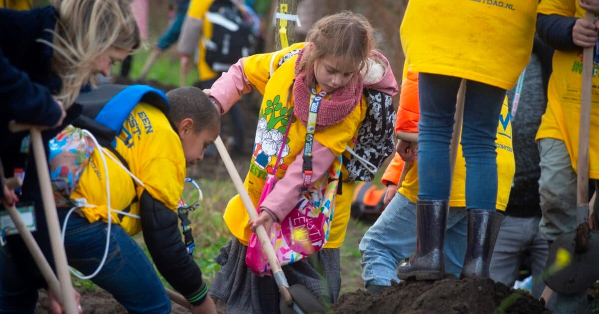 Minister Van der Wal (Nitrogen and Nature) plants tree on National Tree Celebration Day in Zundert