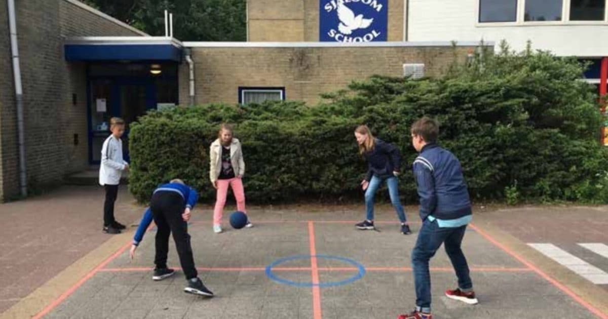 Pabo interns make Sjaloom School healthier