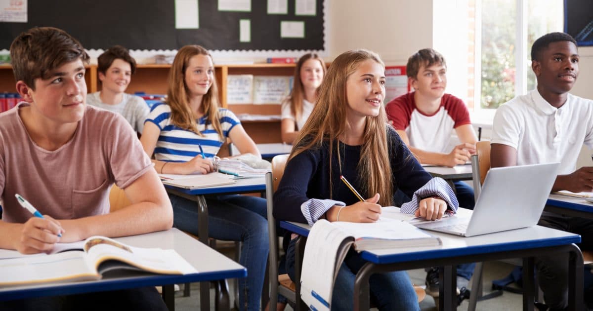 Not 8:30, but 9:30: “Let secondary school students start later”