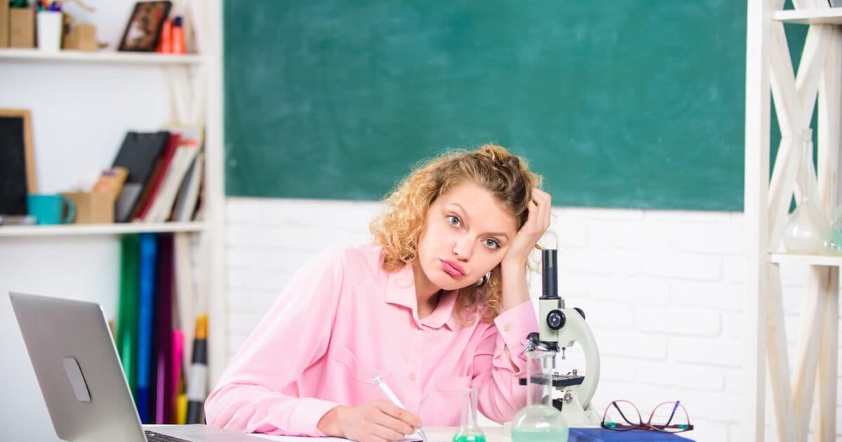 Non-conformist teacher less likely to suffer burnout