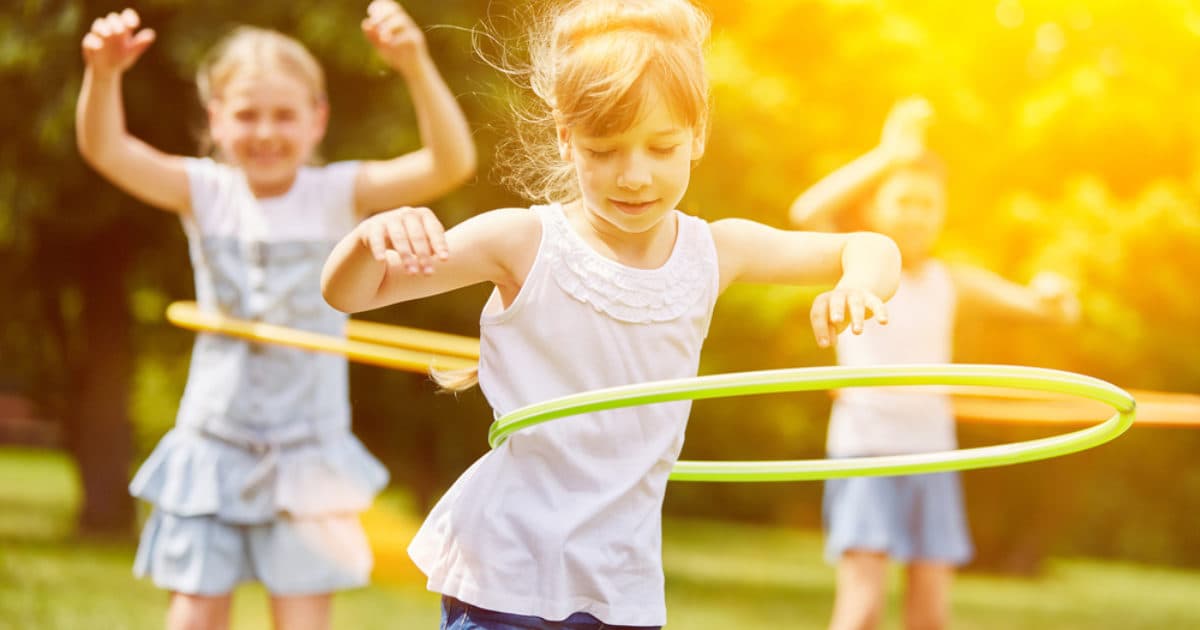 Children need to exercise and play more sports in public spaces