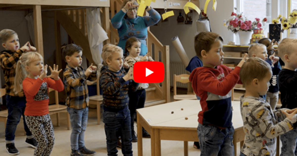 Move along with De Waterhof primary school!