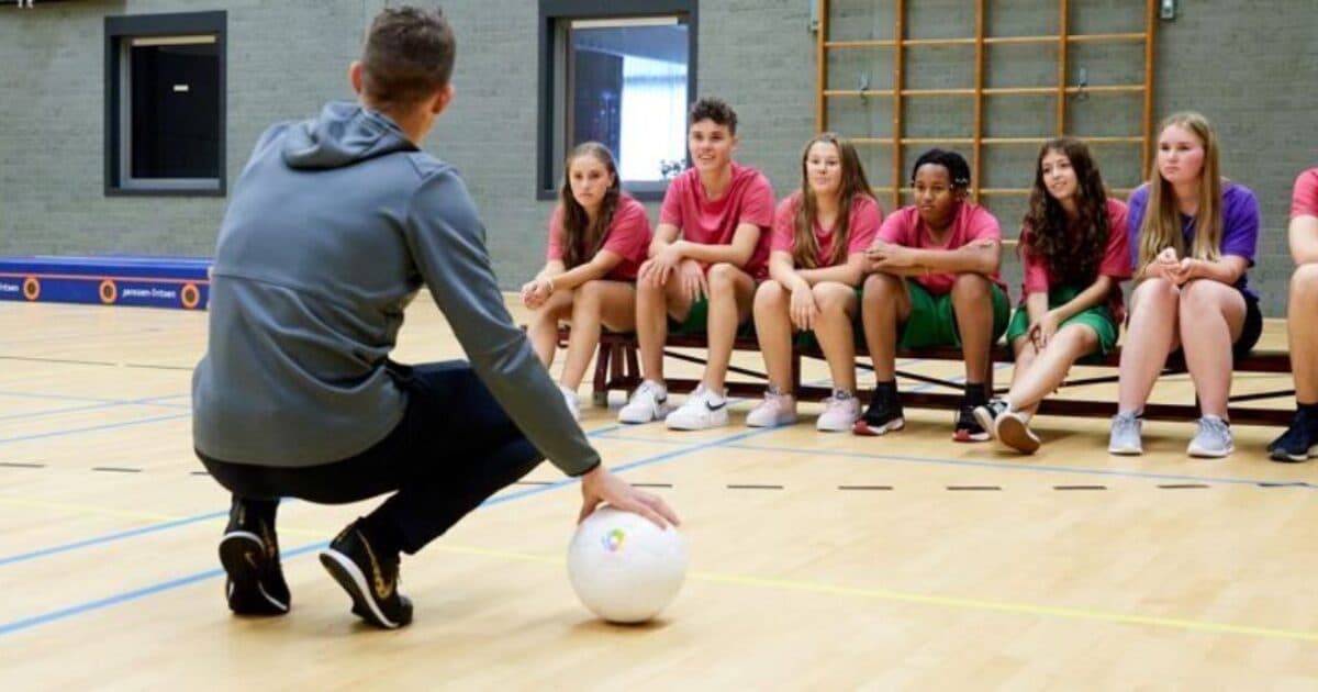 Especially young people exercise too little, according to RIVM study