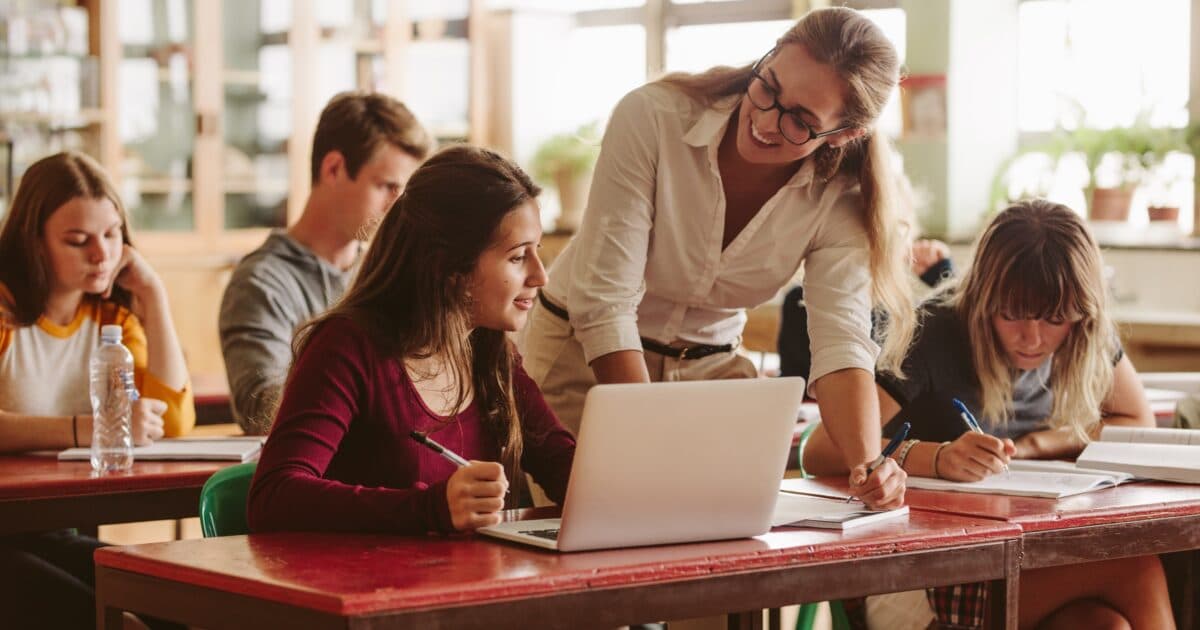 Children and teachers deserve healthy, sustainable and modern school buildings
