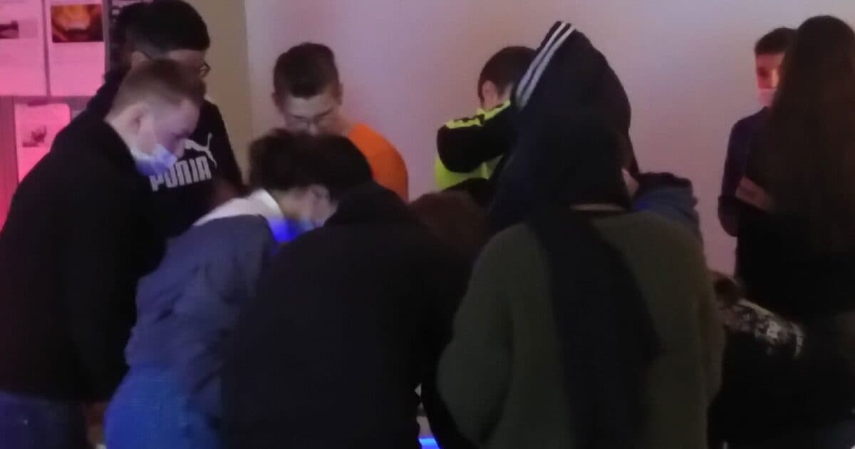 Escape room boosts discussion