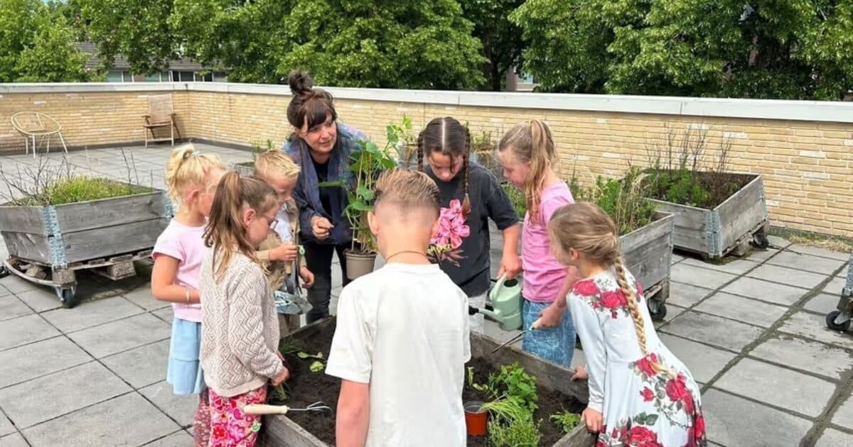 JLE and JOGG join forces for food education in Bunschoten