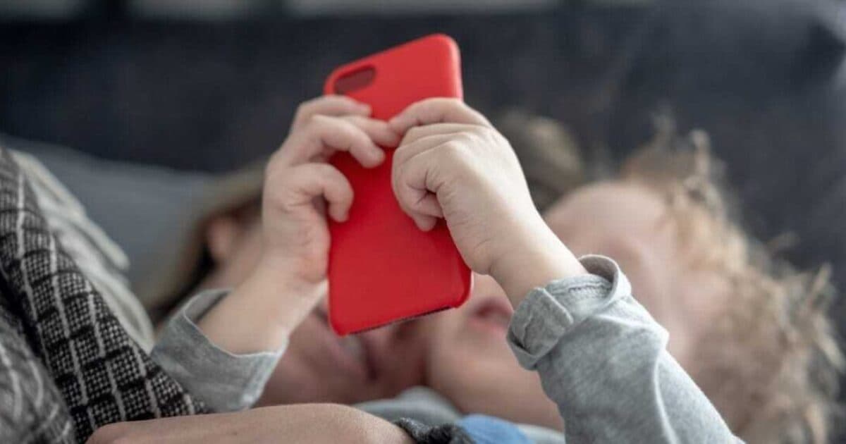Children are growing up with more screens