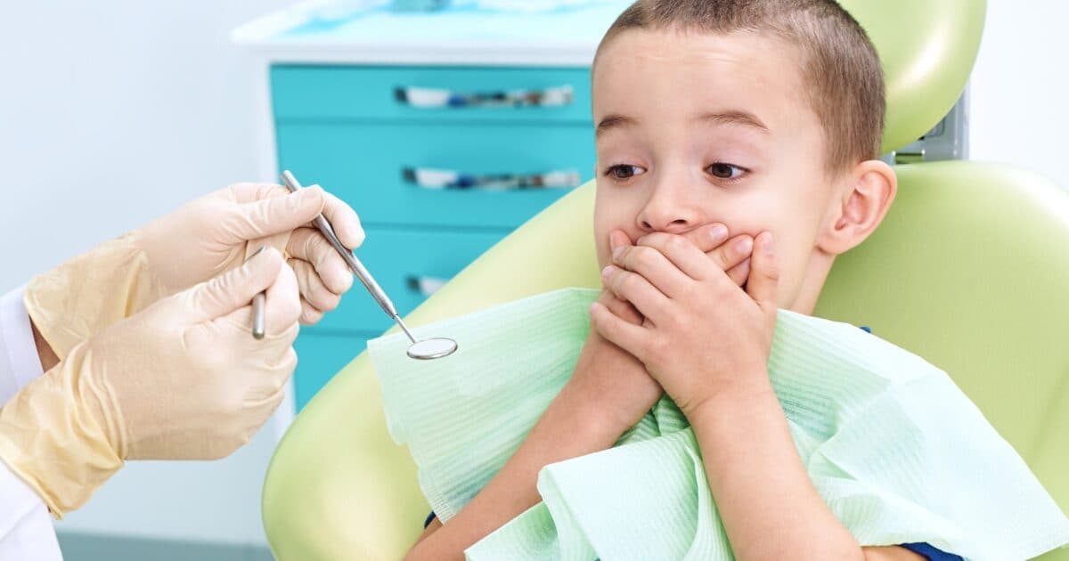 Minister advocates bringing back school dentist