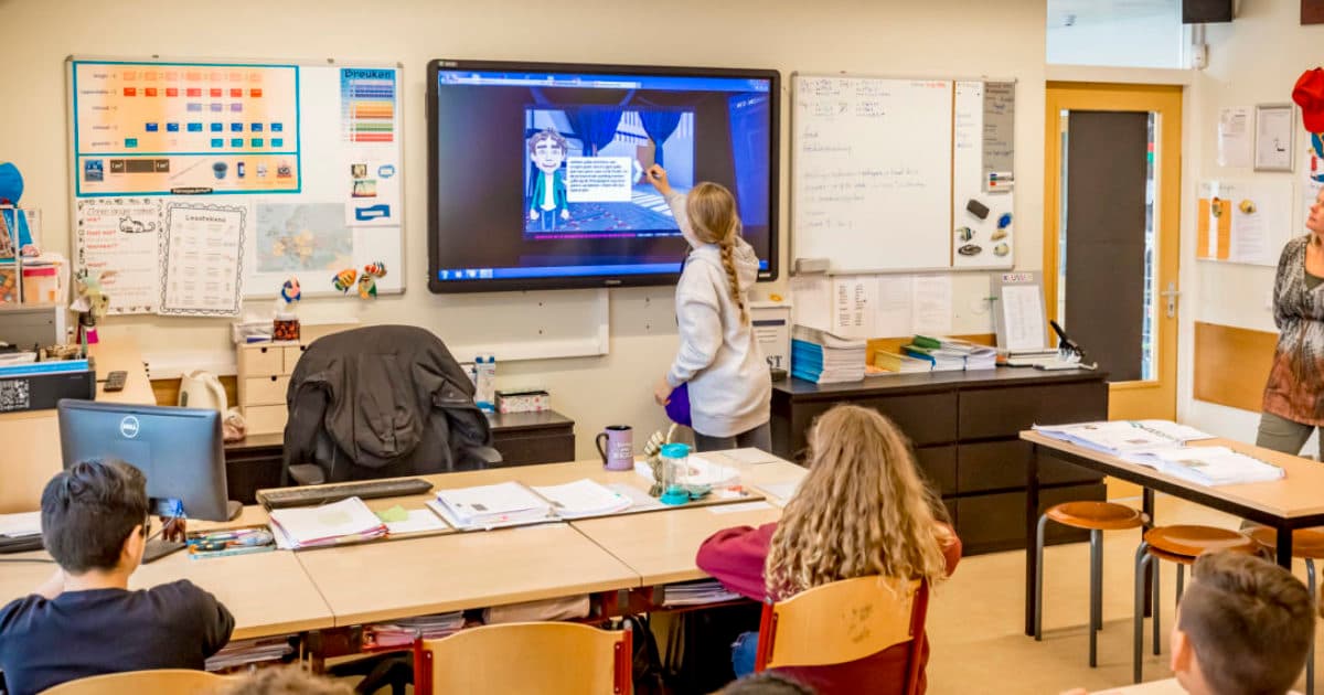 Almost two-thirds of primary schools no longer use traditional school hours