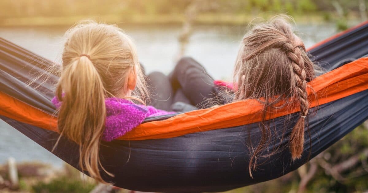 Preventive work on the social-emotional development and well-being of students and teachers in primary and secondary education