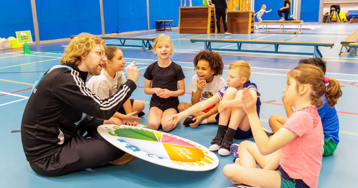 Learning about the Wheel of Five through movement with ENERGIE