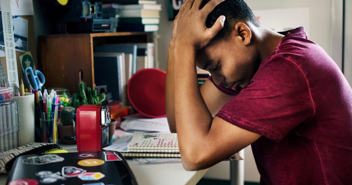 Pressure in daily life among young people and young adults