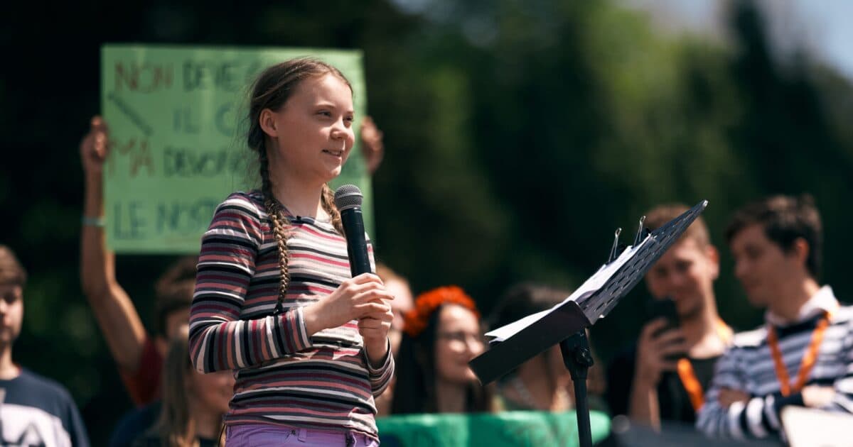 Paying attention to citizenship in the classroom pays off