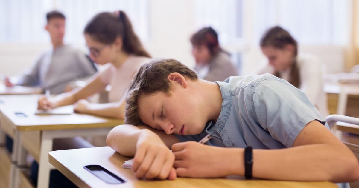 Attention at school for a healthy sleep pattern