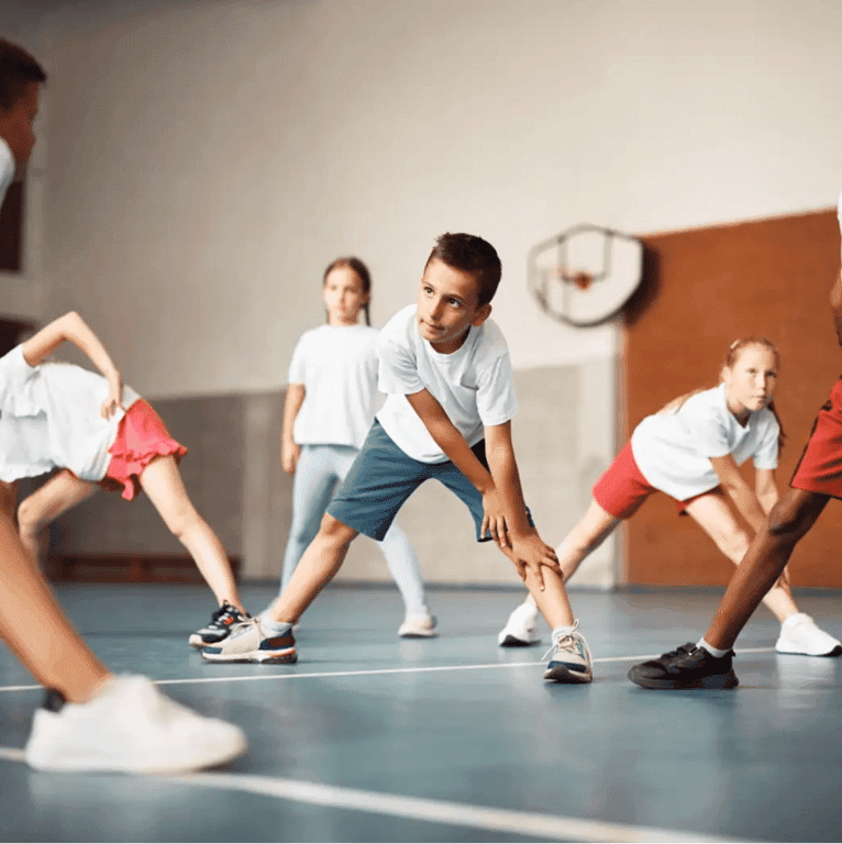 Elementary school Game | Balance 2.1: Balance Ball Pass
